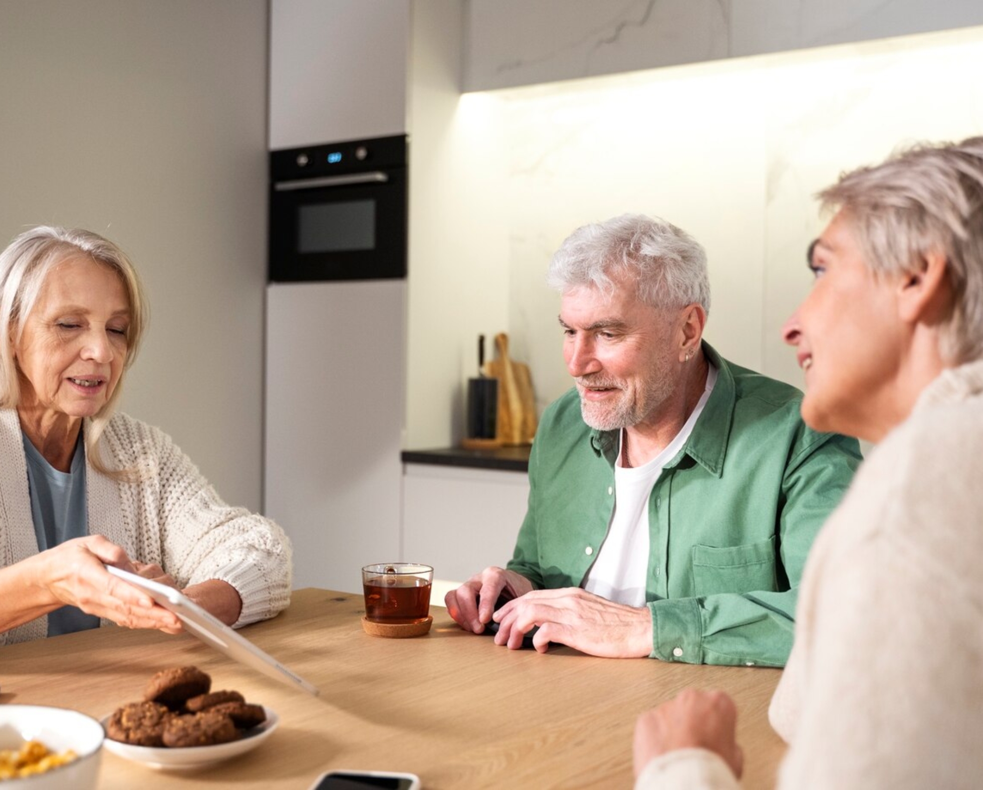 close-up-senior-people-sitting-together_23-2149241670